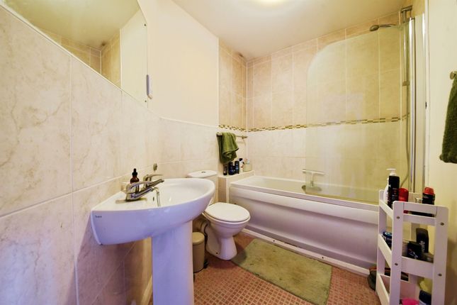 38, Kinross Road, Sleaford photo 3