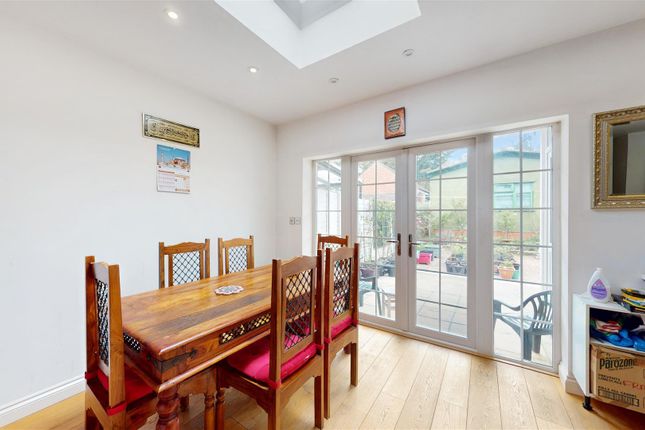 19, Neeld Crescent, Middlesex photo 3