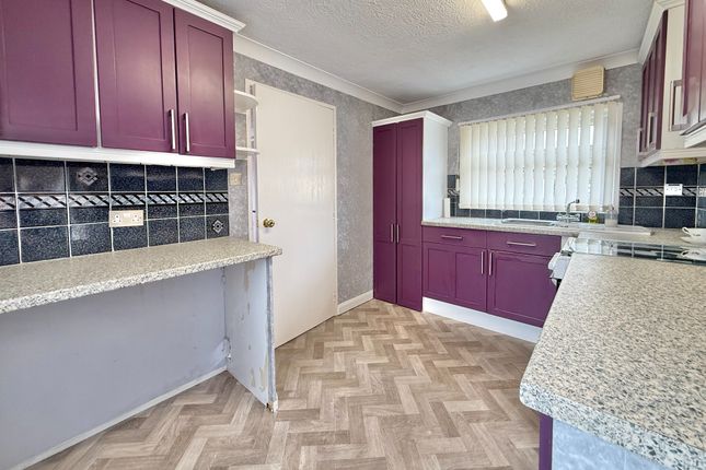 30 Dibles Park, Warsash, Southampton photo 3
