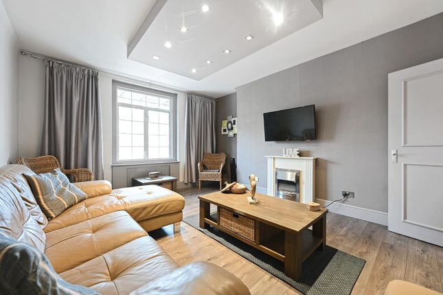2-bed flat on Flat 411, Marble Arch Apartments, 11 Harrowby Street, London, £799,999