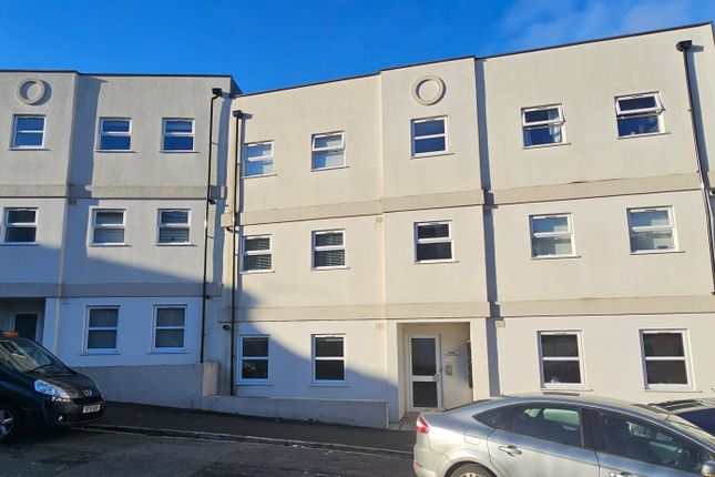 Thumbnail Flat for sale in Arundel Crescent, Plymouth