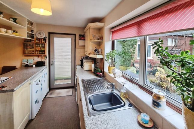 18, The Crofts, Hemel Hempstead photo 2