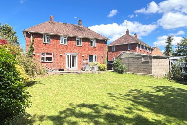 10 Carne Place, Gloucester photo 3