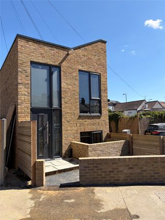 35, Henderson Road, Croydon photo 4