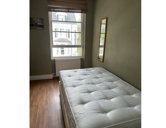 Thumbnail Room to rent in Matheson Road, London