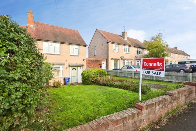 15, Hazel Road, Kingswinford photo 2