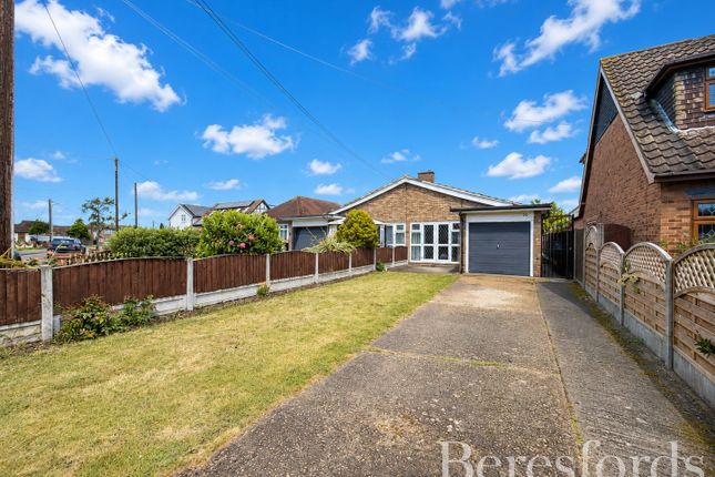 2-bed house on 30, Allen Road, Rainham, £390,000