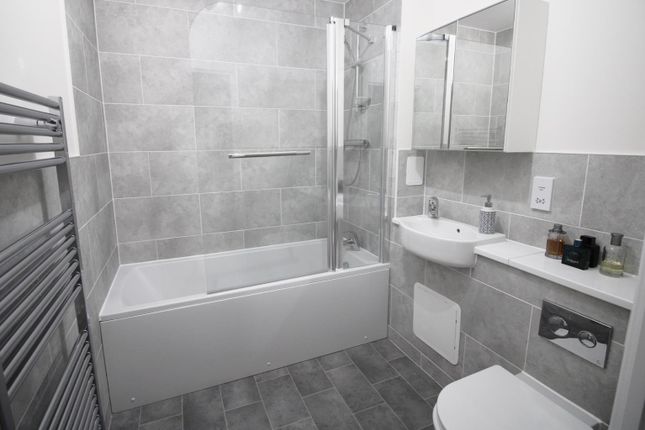 54, Fleming Place, Bracknell photo 4