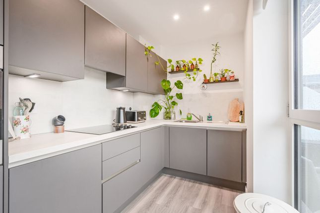 St Pier Court, 6 Thunderer Street, E13, Upton Park photo 4