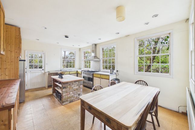 Hawthorn Hill, Ascot Road, Berkshire photo 3