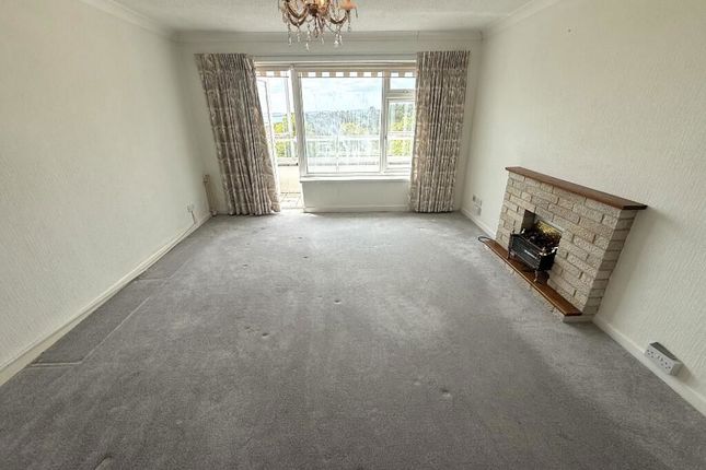 Flat 56 Mildenhall, 25 - 27 West Cliff Road, Bournemouth photo 2