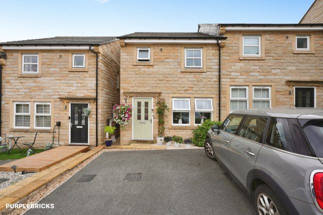 18, Boshaw Mews, Holmfirth photo 2