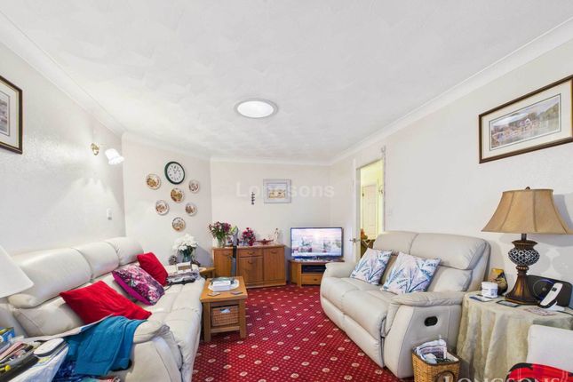 4, Rockland Close, Swaffham photo 4