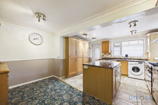 57, Bexley Avenue, Blackpool photo 4