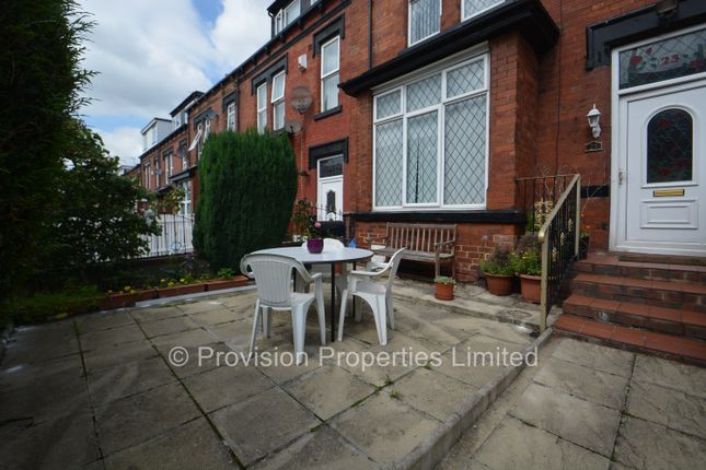 Brudenell Avenue, Hyde Park photo 5