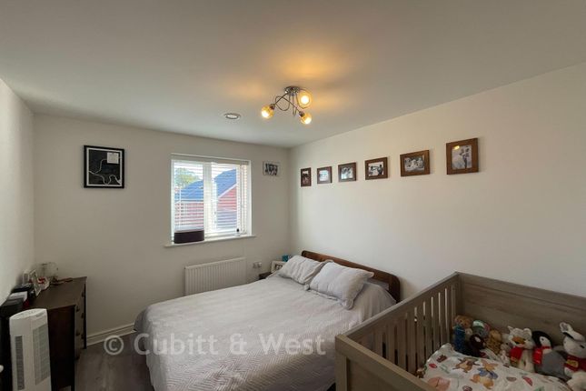 38, Narcissus Rise, Worthing photo 5