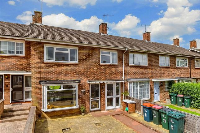 Thumbnail Terraced house for sale in Wells Road, Crawley, West Sussex