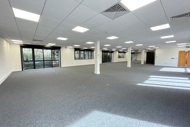 Office to let in Deer Park House, Range Road, Witney, Oxfordshire