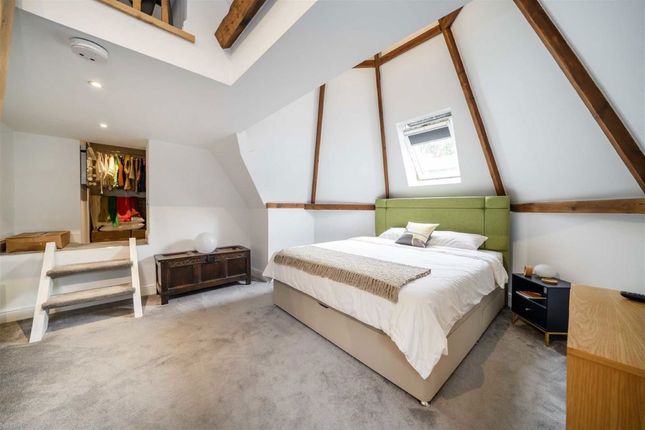 Flat 4 Arlington House, Regents Drive, Woodford Green photo 5