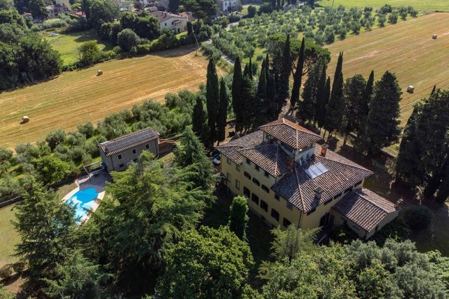 Thumbnail Villa for sale in Patrignone, Arezzo, Toscana