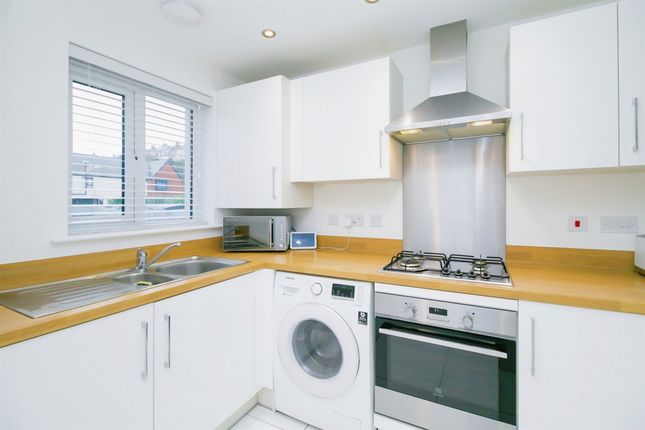 Terraced house for sale in Clos Pentre, Barry