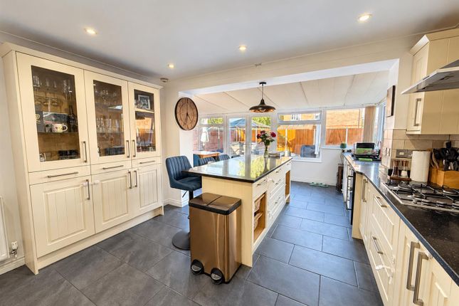 15, Bradbury Close, Hereford photo 4