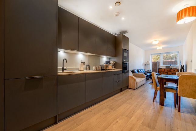 Flat 15, Marlborough House, Clivemont Road, Maidenhead photo 2