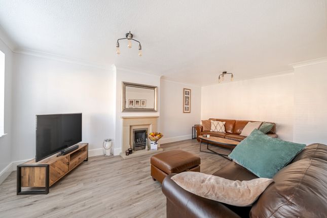 308a, Potovens Lane, Wakefield photo 3