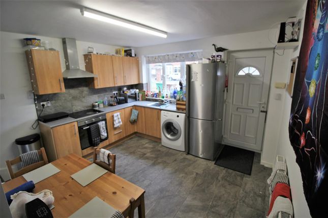 End terrace house to rent in Montpelier Road, Dunkirk, Nottingham
