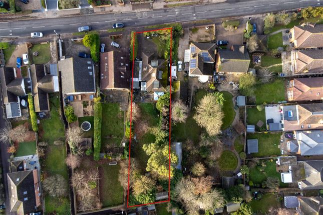 Bungalow for sale in Penn Road, Park Street, St. Albans, Hertfordshire
