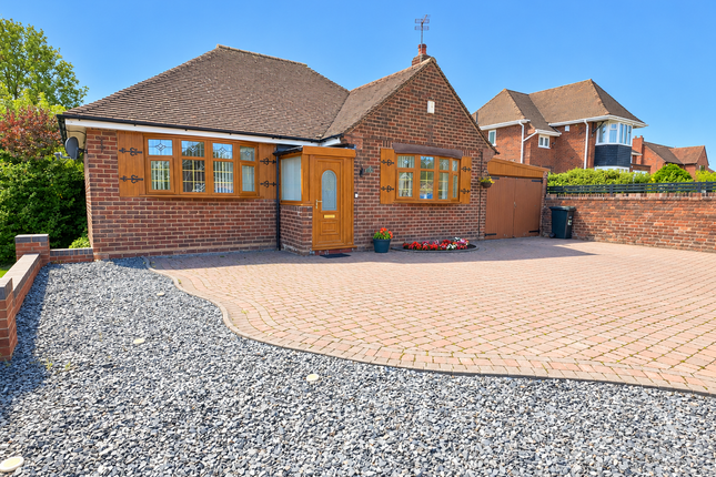 3-bed bungalow on Fountain Lane, Bilston, £340,000