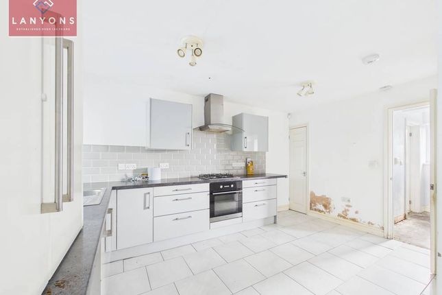 50, Bryn-Henllan, Treorchy photo 4