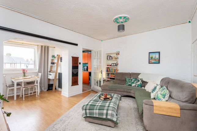 279, Wellesley Road, Leven photo 2