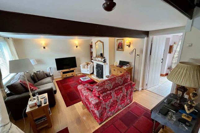 Cottage for sale in St. Johns Road, Thatcham