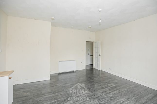 40, Sir Michael Street, Greenock photo 4