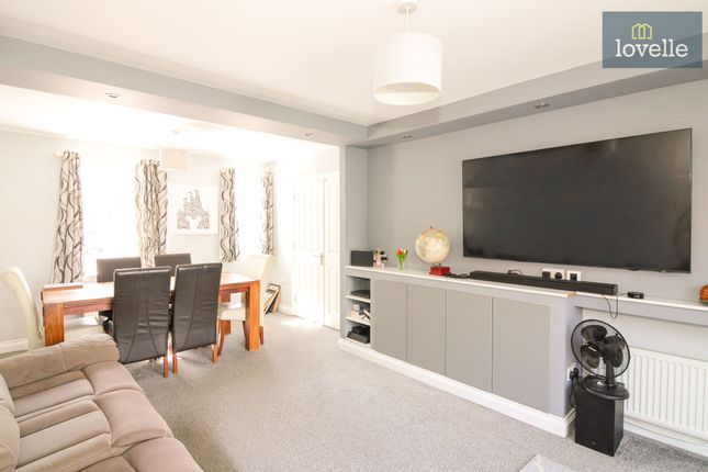 4 Bolle Road, Louth photo 4