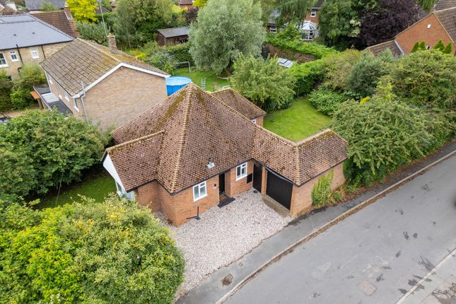 Thumbnail Detached bungalow for sale in Kingfisher Close, Bourn