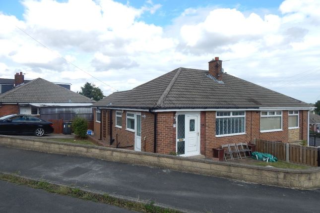 Bungalow to rent in Squirrel Walk, Dewsbury