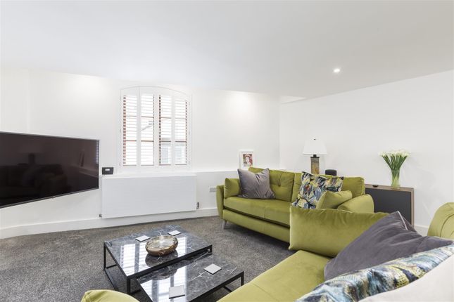 Maisonette to rent in St. Johns Road, Hove