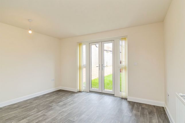 220, Briggington Way, Leighton Buzzard photo 4