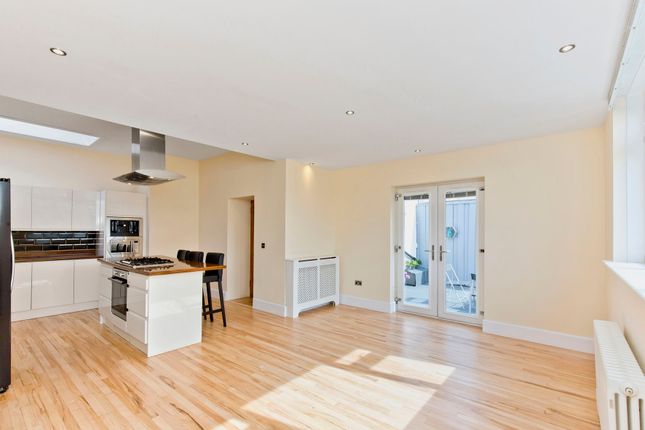 Flat for sale in Orchard Road, Edinburgh