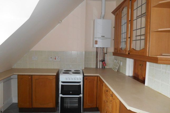 87b, Queens Road, Watford photo 2