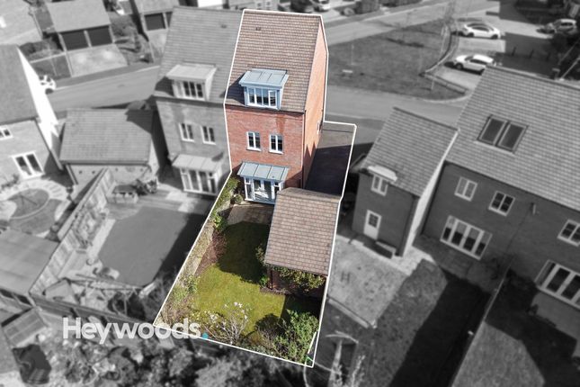 27 Renaissance Way, Stoke-On-Trent photo 2