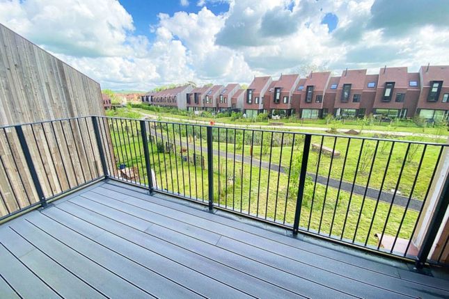 54, Golden Mede, Aylesbury photo 5