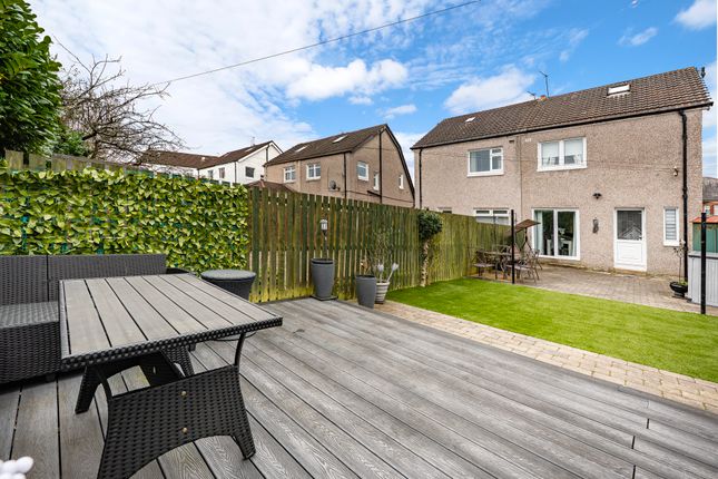 24 York Drive, Burnside, Glasgow photo 2
