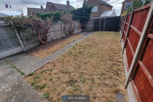 Hampton Close, Spondon, Derby photo 3