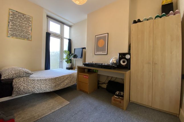 NEW 112, Lisvane Street, Cardiff photo 3