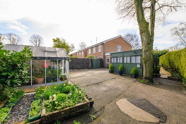 22Harveyavenue_060.Jpg