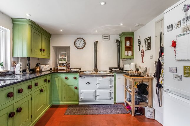 Jasmine Cottage, Rollestone Road, Salisbury photo 3