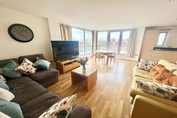 Flat to rent in Richmond House, Portsmouth